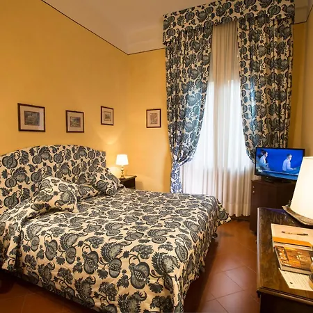 Posta Szálloda 4*